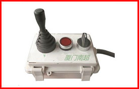 灑水車智能噴槍操作臺圖片 灑水車智能噴槍操作臺圖片