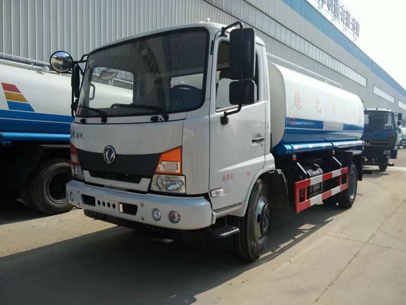 10噸灑水車轉(zhuǎn)讓_二手灑水車交易市場_10噸(10方)東風(fēng)嘉運(yùn)綠化灑水車價(jià)格2