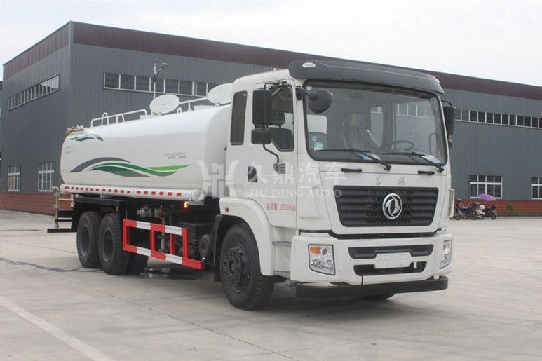 20����20�����|�L���݆�G����ˮ܇�DƬ