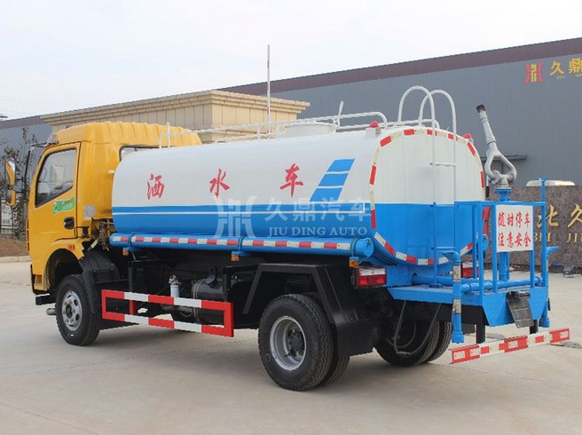 8噸東風大多利卡工程灑水車圖片 8噸東風大多利卡工程灑水車圖片