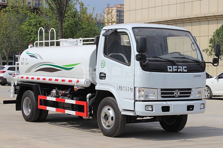 5噸(5方)東風多利卡環衛灑水車圖片 5噸(5方)東風多利卡環衛灑水車圖片