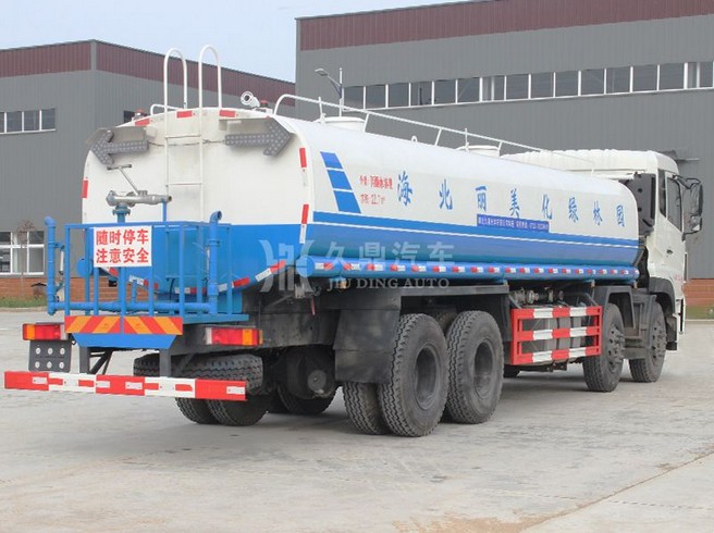 20噸東風天龍前四后八環(huán)衛(wèi)灑水車價格3