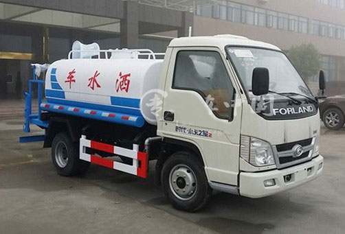 ����С��֮��2���{(l��n)��С�͞�ˮ܇4