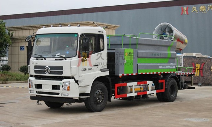 東風天錦CNG多功能抑塵車圖片 東風天錦CNG多功能抑塵車圖片