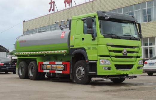 重汽豪沃天然氣18方綠化灑水車廠家價格2