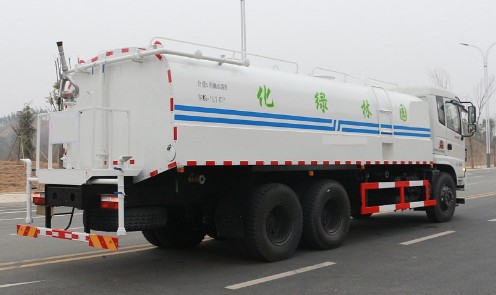 工程灑水車圖片_工程灑水車視頻大全_東風(fēng)御龍后雙橋20噸工程灑水車3