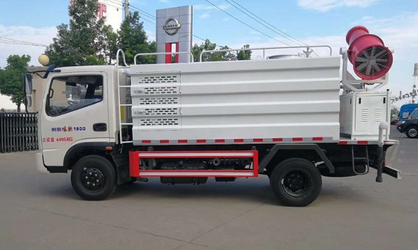 �{�ƞ�ˮ܇�r��_�r�L�L�Y5���{�ƾG����ˮ܇2