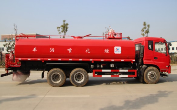東風后八輪消防灑水車高清圖片 東風后八輪消防灑水車高清圖片