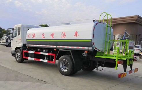 國(guó)六14方東風(fēng)天錦灑水車圖片 國(guó)六14方東風(fēng)天錦灑水車圖片