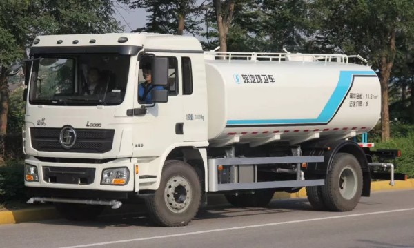 國(guó)六13方陜汽德龍L3000灑水車(chē)圖片 國(guó)六13方陜汽德龍L3000灑水車(chē)圖片