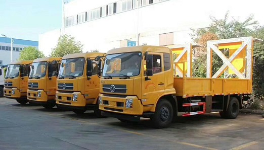 程力威牌防撞緩沖車圖片 程力威牌防撞緩沖車圖片