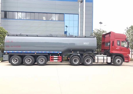 東風天龍6X4驅動半掛牽引車圖片 東風天龍6X4驅動半掛牽引車圖片