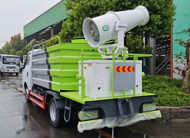 國(guó)六東風(fēng)途逸抑塵車圖片 國(guó)六東風(fēng)途逸抑塵車圖片