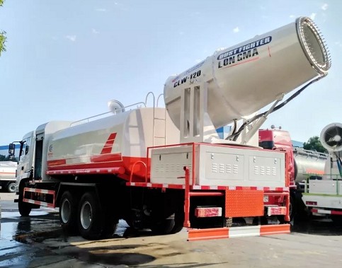 60-120米東風(fēng)隨專16噸多功能抑塵車 60-120米東風(fēng)隨專16噸多功能抑塵車