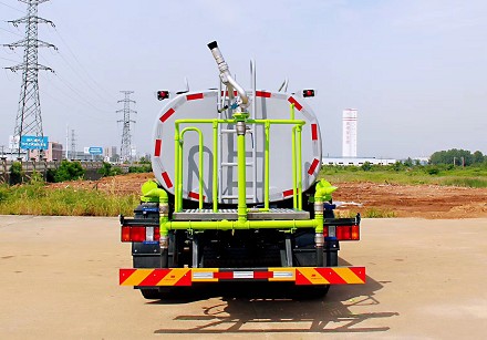 國六江鈴新順達(dá)5方灑水車 國六江鈴新順達(dá)5方灑水車