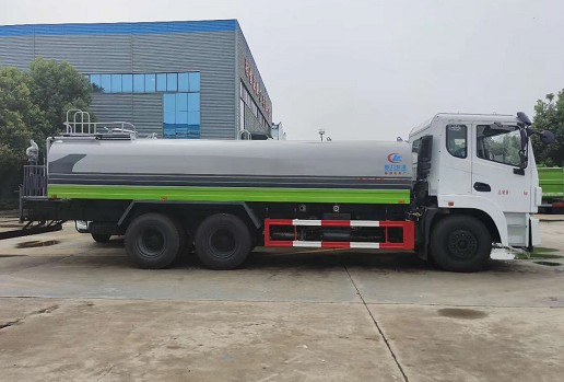 國(guó)六東風(fēng)錦程V6后雙橋18噸灑水車(chē) 國(guó)六東風(fēng)錦程V6后雙橋18噸灑水車(chē)