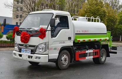 3噸灑水車多少錢一臺_國六2.7方福田時代小卡之星2藍牌綠化灑水車廠家價格3