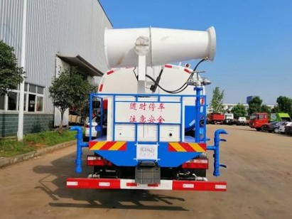 ��ˮ܇(ch��)�F�ڙC(j��)�DƬ