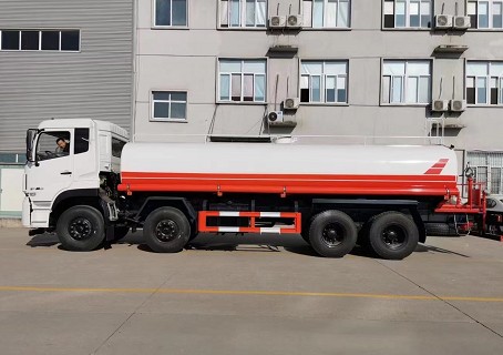 25����ˮ܇�����Xһ�v_����25���|�L����ǰ�ĺ�˞�ˮ܇4