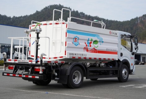 東風(fēng)凱普特K6藍(lán)牌灑水車 東風(fēng)凱普特K6藍(lán)牌灑水車