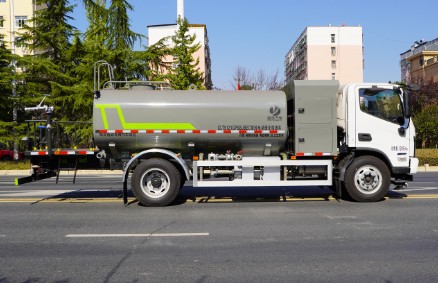 福田歐馬可智藍(lán)8方純電動(dòng)灑水車 福田歐馬可智藍(lán)8方純電動(dòng)灑水車